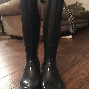 Hunter boots size 10